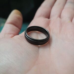 Men's Black Tungsten Carbide Wedding Band Sz 9/9.5
